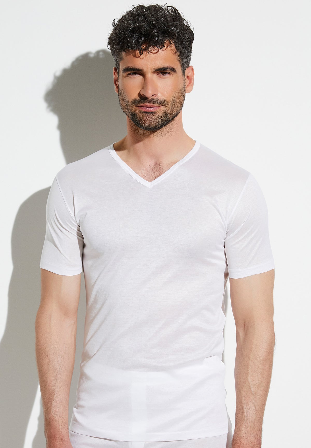 Royal Classic | T-Shirt kurzarm V-Ausschnitt - white